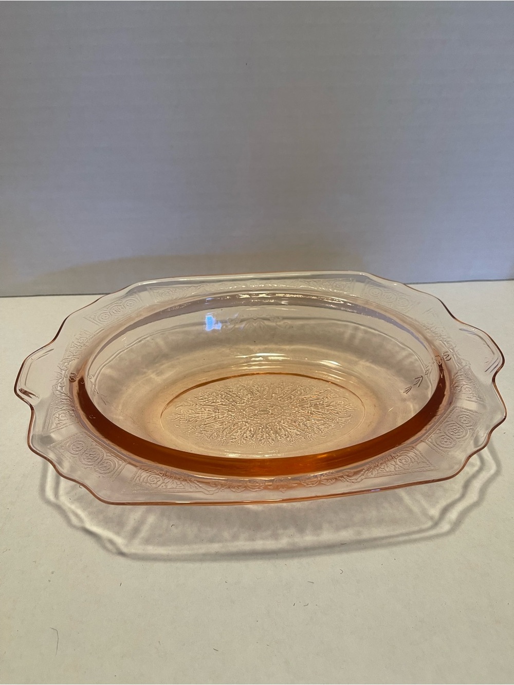 Vintage Jeannette’s Pink Glass Serving vegetable bowl